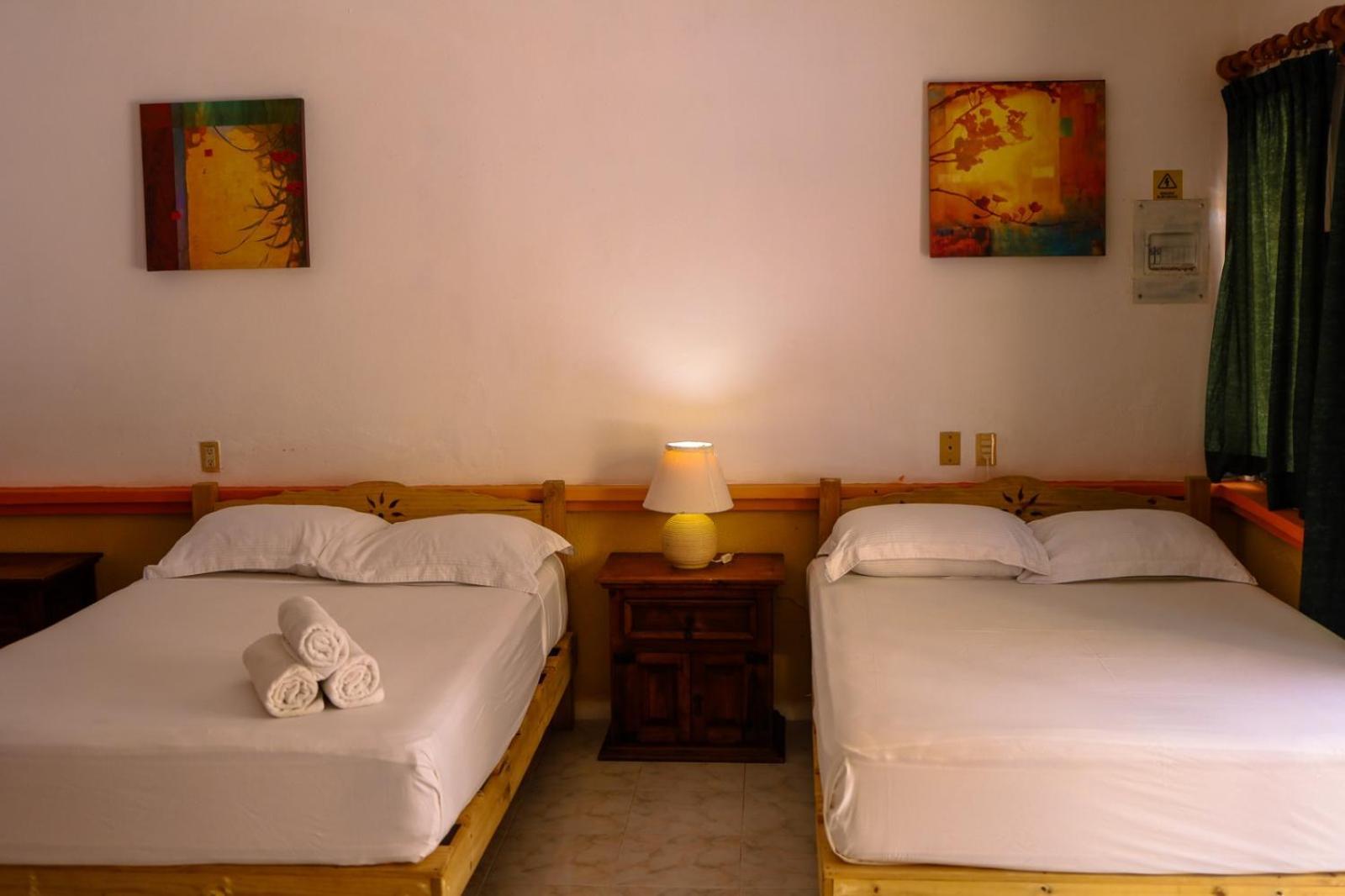 Hotel Vista Caribe 5Ta Av A 5 Pasos De La Playa Playa del Carmen Kültér fotó
