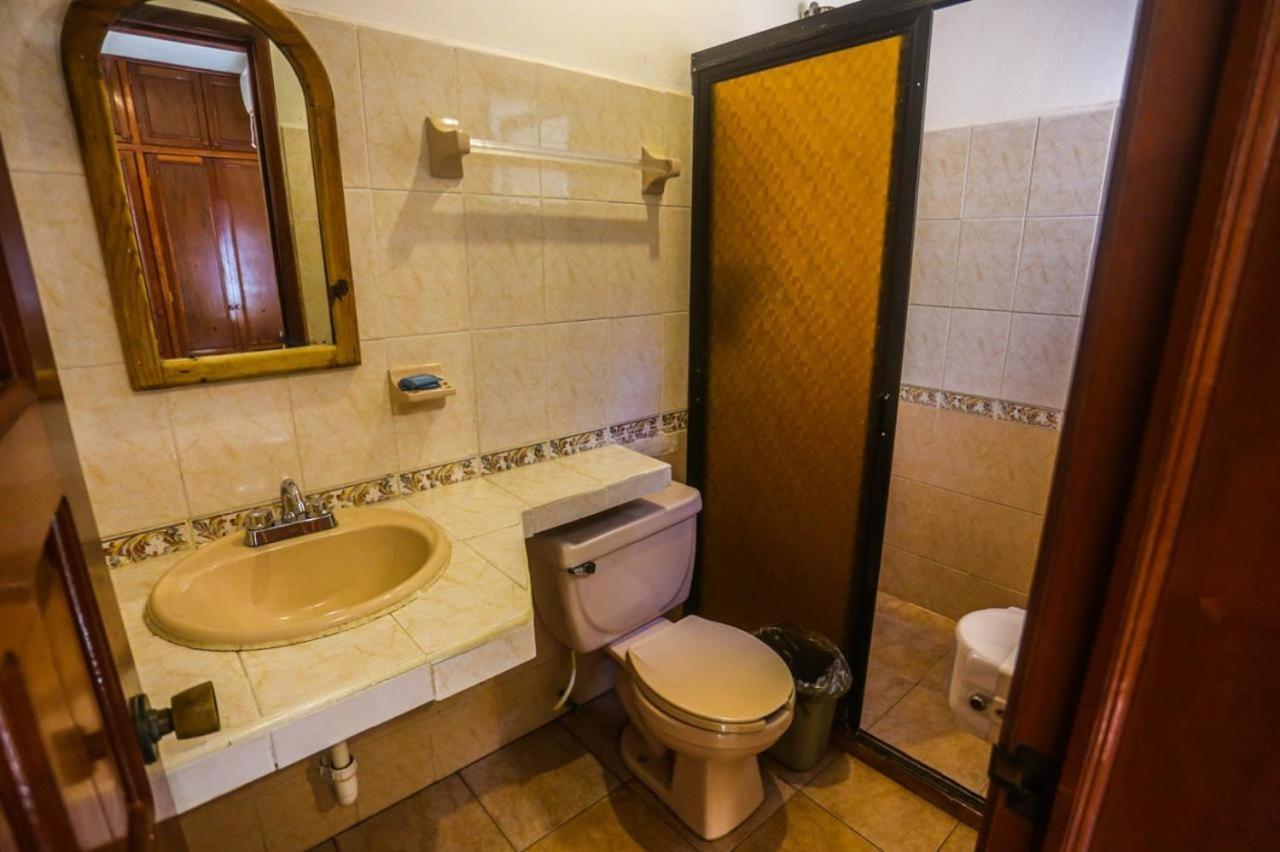 Hotel Vista Caribe 5Ta Av A 5 Pasos De La Playa Playa del Carmen Kültér fotó