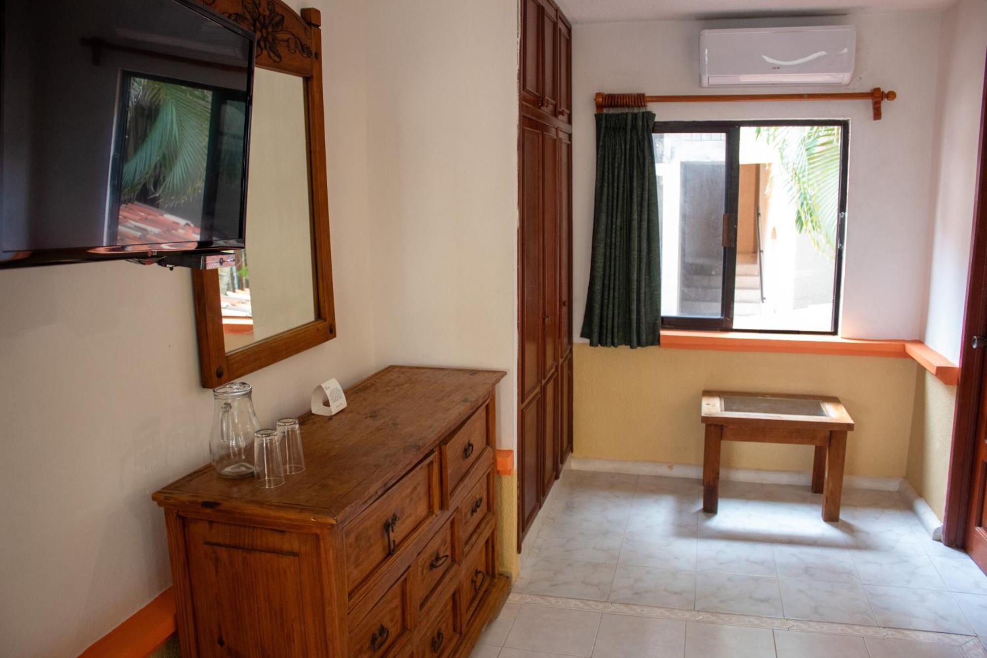 Hotel Vista Caribe 5Ta Av A 5 Pasos De La Playa Playa del Carmen Kültér fotó