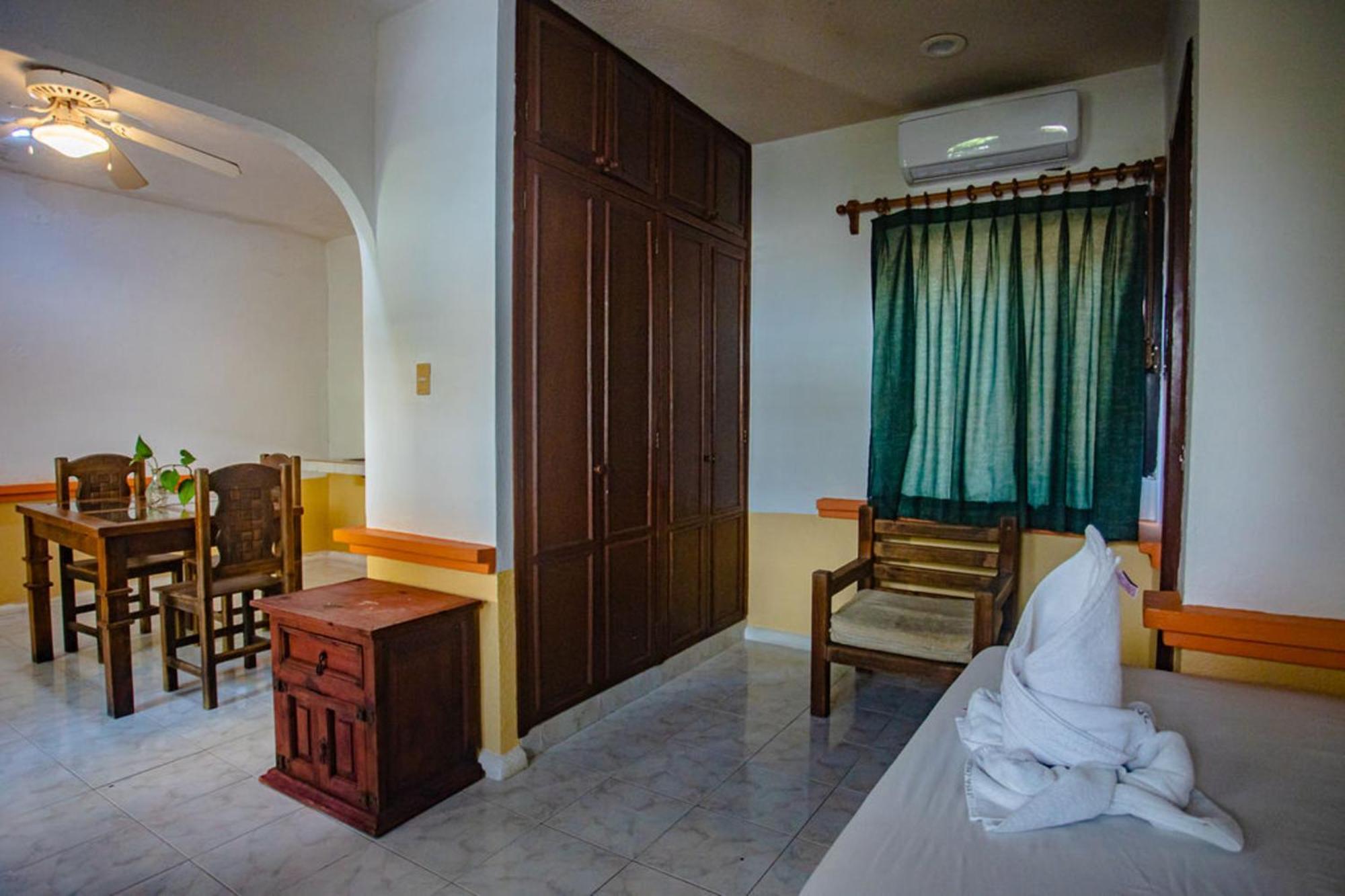 Hotel Vista Caribe 5Ta Av A 5 Pasos De La Playa Playa del Carmen Kültér fotó