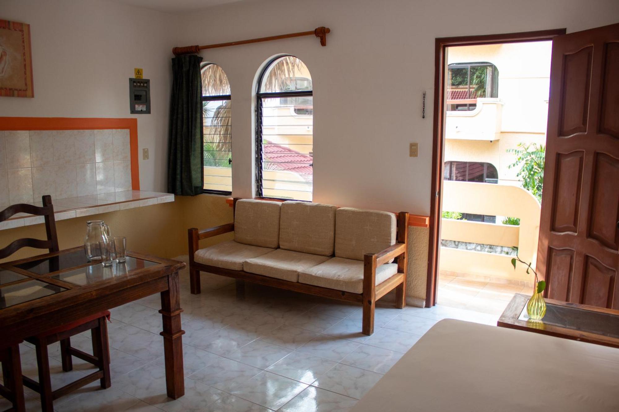 Hotel Vista Caribe 5Ta Av A 5 Pasos De La Playa Playa del Carmen Kültér fotó