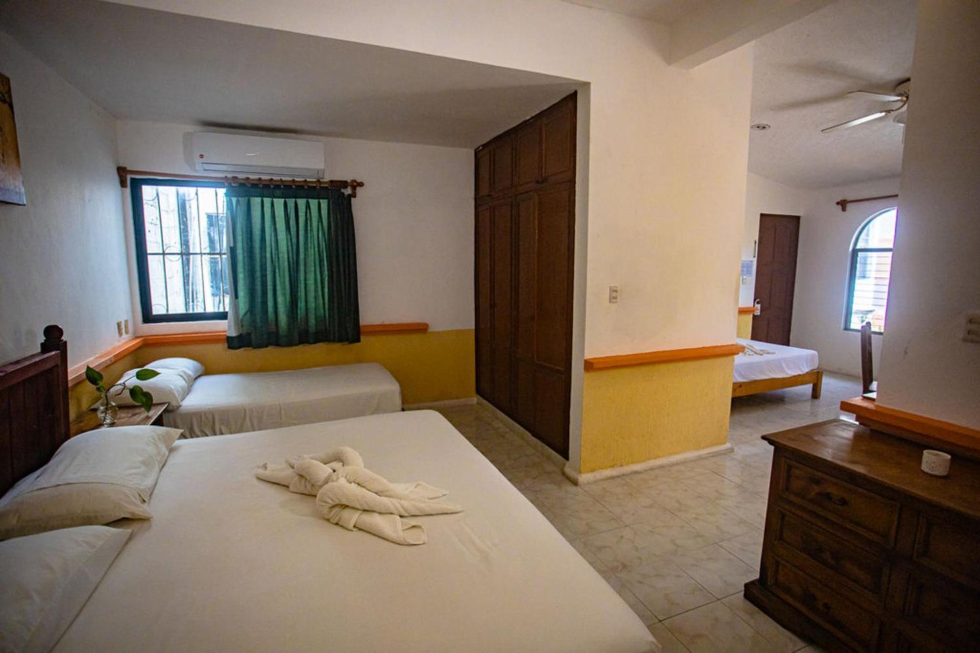 Hotel Vista Caribe 5Ta Av A 5 Pasos De La Playa Playa del Carmen Kültér fotó