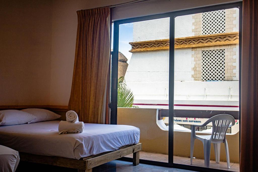 Hotel Vista Caribe 5Ta Av A 5 Pasos De La Playa Playa del Carmen Kültér fotó